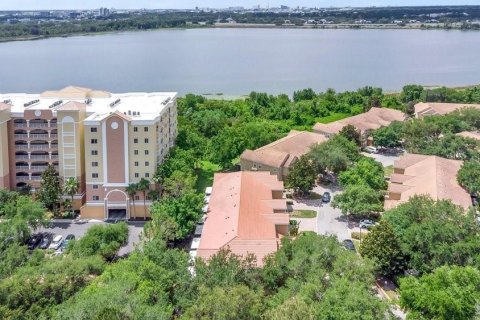 Condominio en venta en Orlando, Florida, 3 dormitorios, 156.26 m2 № 2098279 - foto 29