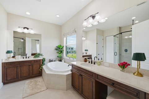 House in Westlake, Florida 5 bedrooms, 350.24 sq.m. № 2391801 - photo 19