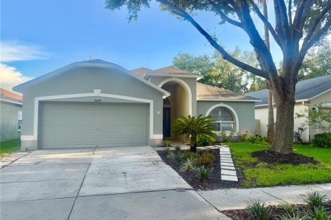 House in Tampa, Florida 3 bedrooms, 150.5 sq.m. № 2221566