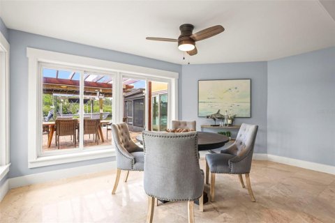 House in Palm Harbor, Florida 4 bedrooms, 297.84 sq.m. № 2202748 - photo 20