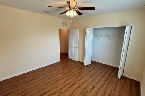 Townhouse in Kissimmee, Florida 3 bedrooms, 133.41 sq.m. № 1597516 - photo 8