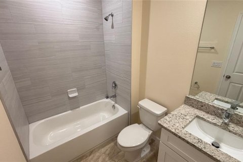 Снять в аренду таунхаус в Киссимми, Флорида 3 спальни, 133.41м2, № 1597516 - фото 10