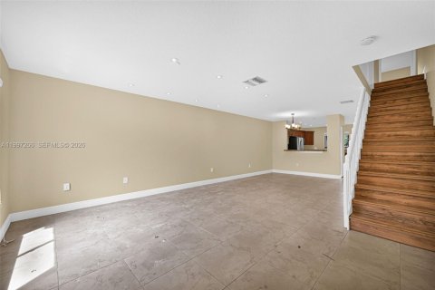 Touwnhouse à louer à Davie, Floride: 3 chambres, 132.39 m2 № 2059249 - photo 17