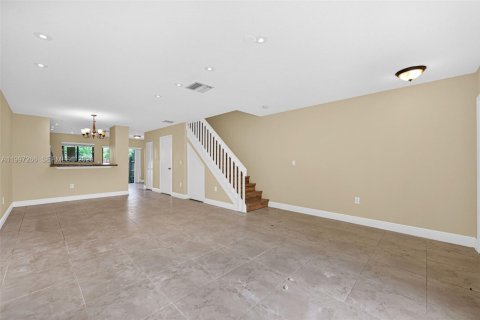 Touwnhouse à louer à Davie, Floride: 3 chambres, 132.39 m2 № 2059249 - photo 19
