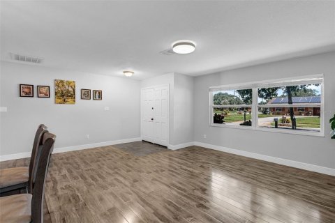 Casa en venta en Winter Park, Florida, 4 dormitorios, 165.18 m2 № 1901009 - foto 14