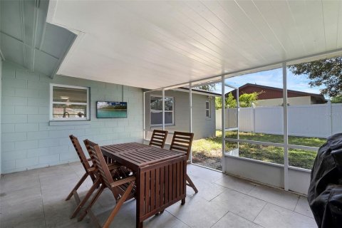 Casa en venta en Winter Park, Florida, 4 dormitorios, 165.18 m2 № 1901009 - foto 27