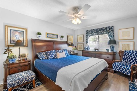 House in Sun City Center, Florida 2 bedrooms, 199.65 sq.m. № 2142926 - photo 28
