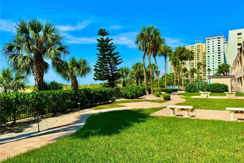 Condo in Clearwater, Florida, 1 bedroom  № 1919101 - photo 24