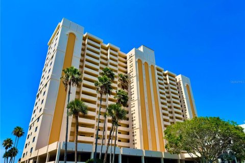 Condo in Clearwater, Florida, 1 bedroom  № 1919101 - photo 2