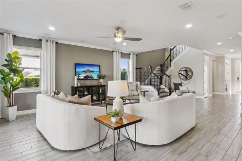 Villa ou maison à vendre à Orlando, Floride: 5 chambres, 463.77 m2 № 2430990 - photo 13