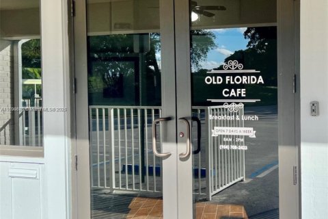 Купить кондоминиум в Дирфилд-Бич, Флорида 1 спальня, 65.77м2, № 2039501 - фото 22