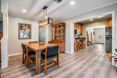 Casa en venta en Tampa, Florida, 4 dormitorios, 159.7 m2 № 1829271 - foto 27