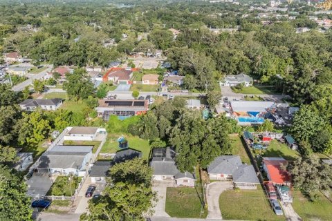 Casa en venta en Tampa, Florida, 4 dormitorios, 159.7 m2 № 1829271 - foto 6