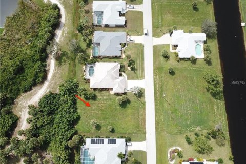 Land in Rotonda, Florida № 2228570 - photo 3