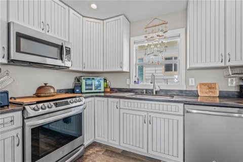 Casa en venta en New Smyrna Beach, Florida, 3 dormitorios, 176.05 m2 № 2378085 - foto 22