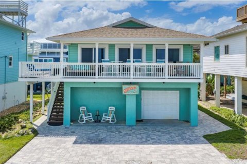 Casa en New Smyrna Beach, Florida 3 dormitorios, 176.05 m2 № 2378085