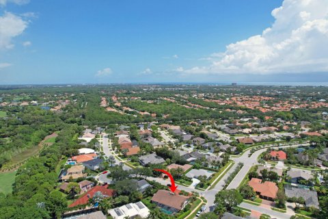 Купить виллу или дом в Палм-Бич-Гарденс, Флорида 3 спальни, 219.34м2, № 1159951 - фото 1
