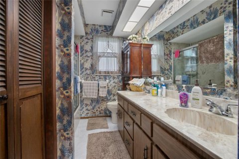 Купить виллу или дом в Деланд, Флорида 11 комнат, 211.07м2, № 1894524 - фото 24