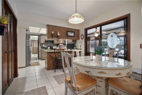 Купить виллу или дом в Деланд, Флорида 11 комнат, 211.07м2, № 1894524 - фото 13