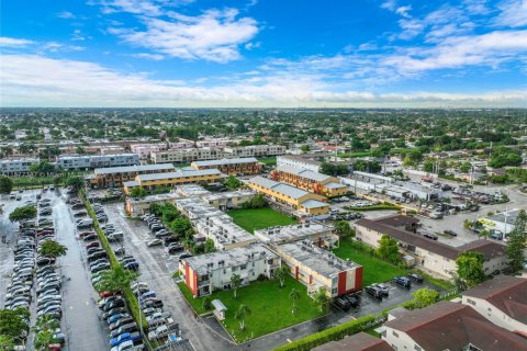 Купить кондоминиум в Хайалиа, Флорида 1 спальня, 47.94м2, № 1924305 - фото 28