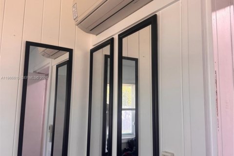 Casa en venta en Dania Beach, Florida, 3 dormitorios, 107.4 m2 № 2029775 - foto 20