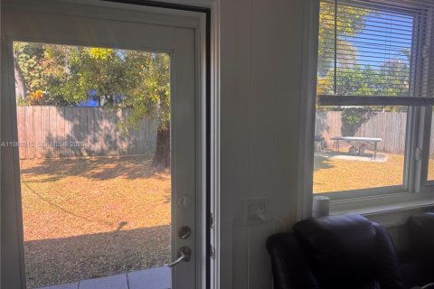 Casa en venta en Dania Beach, Florida, 3 dormitorios, 107.4 m2 № 2029775 - foto 17