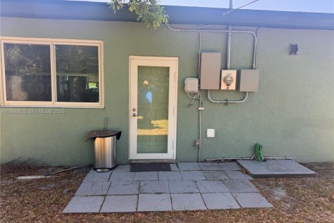 Casa en venta en Dania Beach, Florida, 3 dormitorios, 107.4 m2 № 2029775 - foto 6