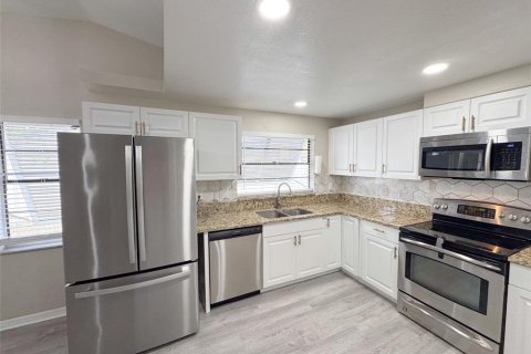 Villa ou maison à vendre à Port Richey, Floride: 3 chambres, 185.71 m2 № 1723525 - photo 19