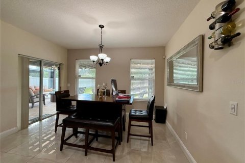 Villa ou maison à vendre à Kissimmee, Floride: 4 chambres, 216.28 m2 № 2420301 - photo 11