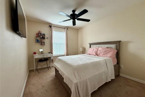 Villa ou maison à vendre à Kissimmee, Floride: 4 chambres, 216.28 m2 № 2420301 - photo 19
