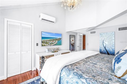 Townhouse in Saint Pete Beach, Florida 2 bedrooms, 113.62 sq.m. № 2210504 - photo 19