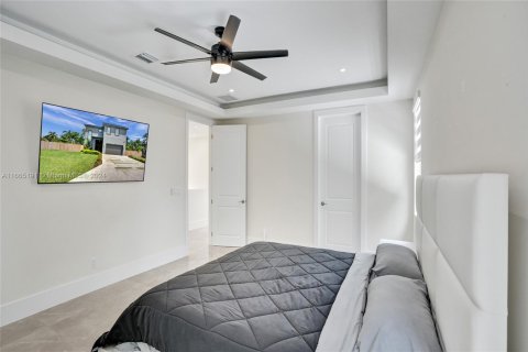 House in Lake Worth, Florida 3 bedrooms, 217.67 sq.m. № 1862546 - photo 23