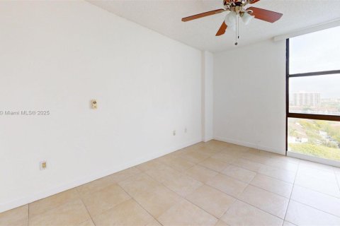 Copropriété à vendre à Aventura, Floride: 2 chambres, 100.24 m2 № 1966434 - photo 23