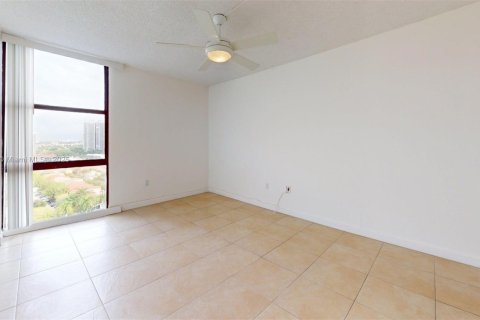 Copropriété à vendre à Aventura, Floride: 2 chambres, 100.24 m2 № 1966434 - photo 27
