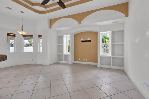 Villa ou maison à vendre à Port St. Lucie, Floride: 3 chambres, 175.49 m2 № 2089485 - photo 15