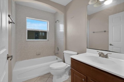 Villa ou maison à vendre à Port St. Lucie, Floride: 3 chambres, 175.49 m2 № 2089485 - photo 20