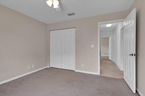Villa ou maison à vendre à Port St. Lucie, Floride: 3 chambres, 175.49 m2 № 2089485 - photo 18