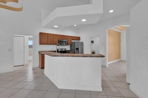 Villa ou maison à vendre à Port St. Lucie, Floride: 3 chambres, 175.49 m2 № 2089485 - photo 9