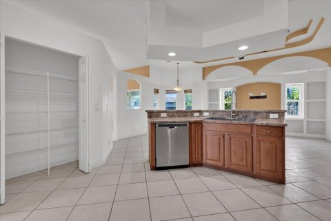 Villa ou maison à vendre à Port St. Lucie, Floride: 3 chambres, 175.49 m2 № 2089485 - photo 12