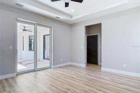 Villa ou maison à vendre à Port Charlotte, Floride: 4 chambres, 176.24 m2 № 2432581 - photo 25