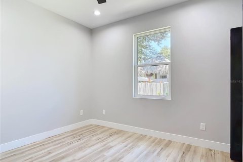 Villa ou maison à vendre à Port Charlotte, Floride: 4 chambres, 176.24 m2 № 2432581 - photo 14