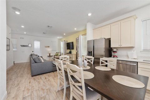 House in Kissimmee, Florida 4 bedrooms, 191.94 sq.m. № 1675070 - photo 12