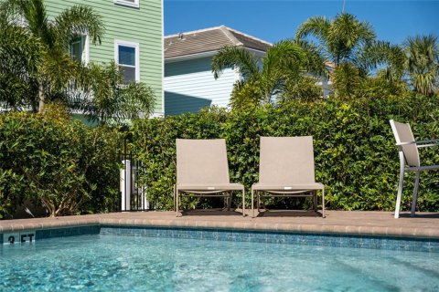 House in Kissimmee, Florida 4 bedrooms, 191.94 sq.m. № 1675070 - photo 5