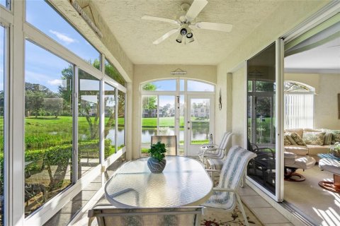 Condo in Venice, Florida, 2 bedrooms № 2428909 - photo 27