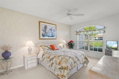 Condo in Venice, Florida, 2 bedrooms № 2428909 - photo 14