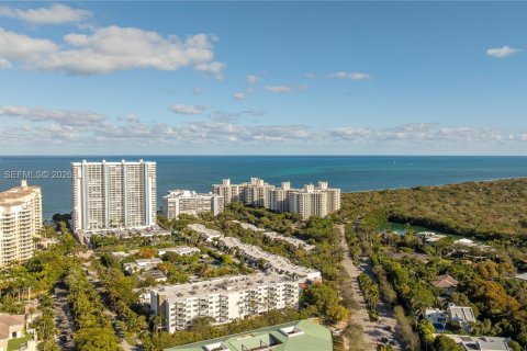 Condo in Key Biscayne, Florida, 1 bedroom № 2034021 - photo 26