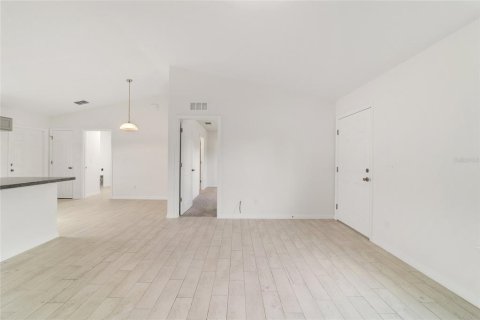 House in Ocala, Florida 3 bedrooms, 93.18 sq.m. № 1780335 - photo 9