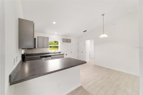 House in Ocala, Florida 3 bedrooms, 93.18 sq.m. № 1780335 - photo 15