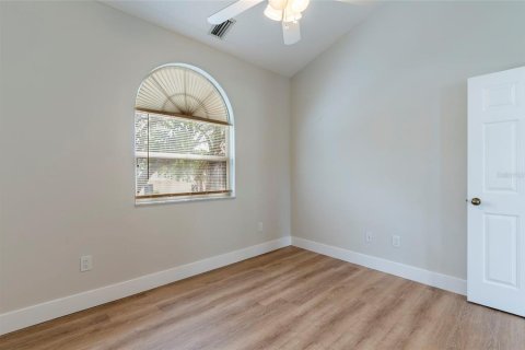 House in Indian Rocks Beach, Florida 3 bedrooms, 303.05 sq.m. № 2097436 - photo 20