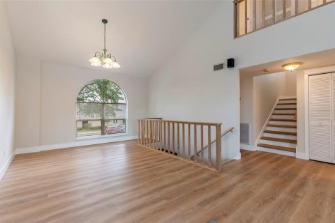 House in Indian Rocks Beach, Florida 3 bedrooms, 303.05 sq.m. № 2097436 - photo 10